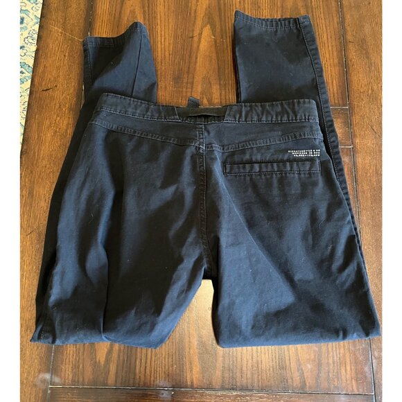 Levi's Black Flat Front Belted Women's Workwear Khaki Pants Chino Causal - Picture 5 of 8